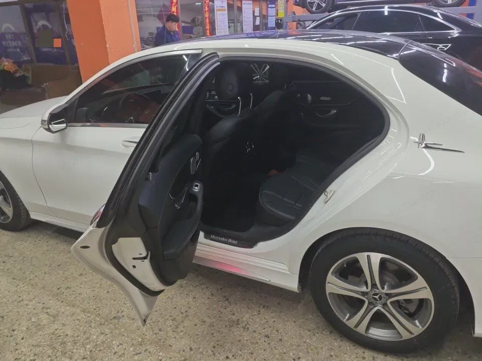 2020 Mercedes-Benz C Class 1.5T 184HP L4 9AT,autocango,china used car exporter,china ev exporter,chinese used car exporter,chinese used ev exporter