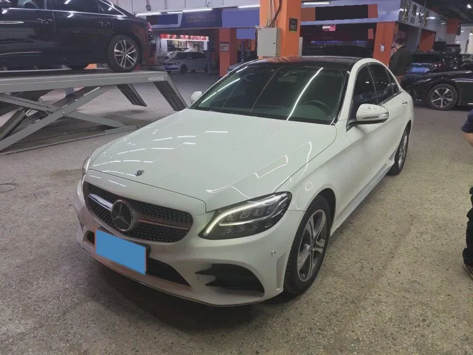 2020 Mercedes-Benz C Class 1.5T 184HP L4 9AT,autocango,china used car exporter,china ev exporter,chinese used car exporter,chinese used ev exporter