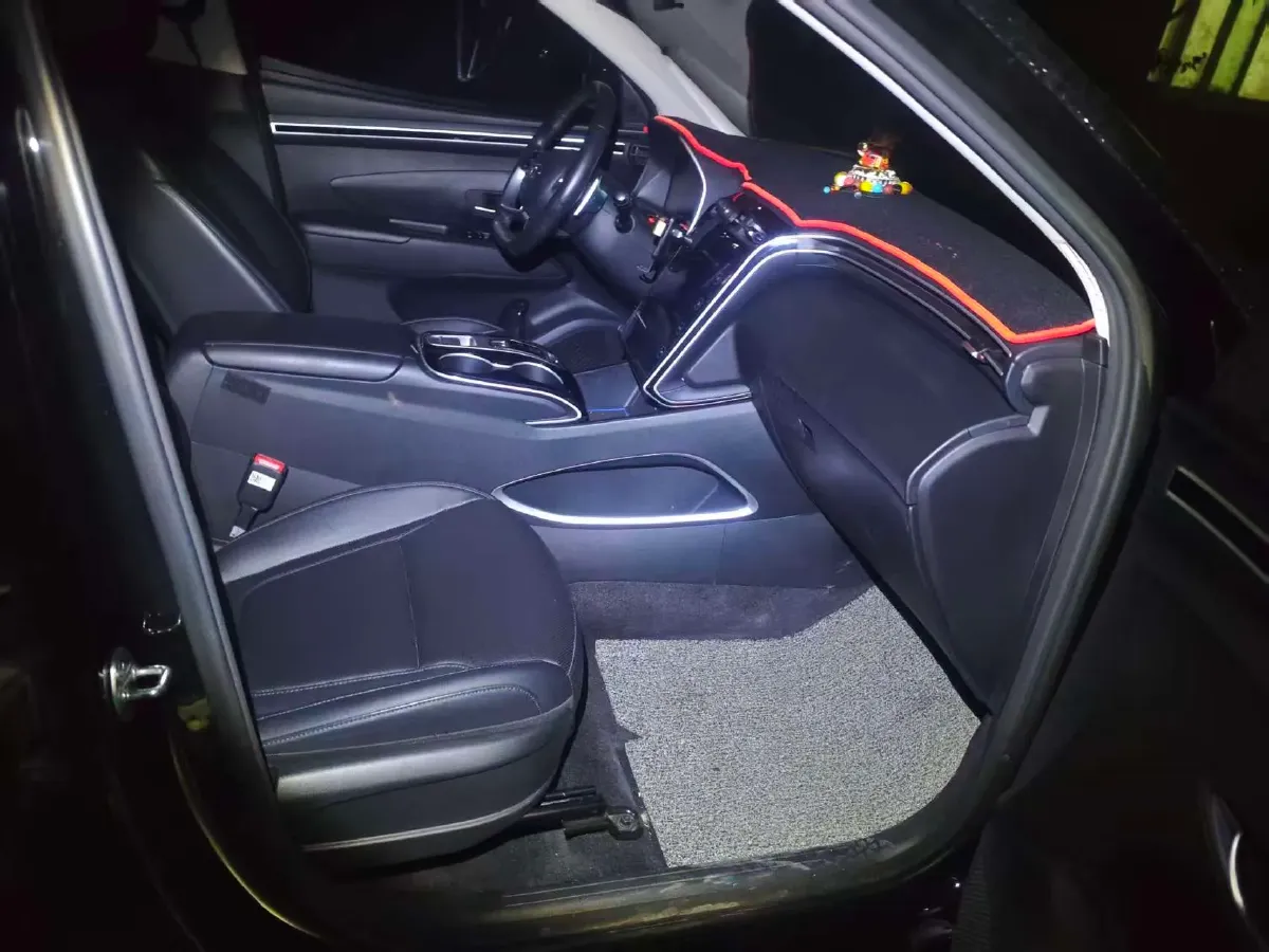 2021 Hyundai Tucson 1.5T 200HP L4 7DCT,autocango,china used car exporter,china ev exporter,chinese used car exporter,chinese used ev exporter