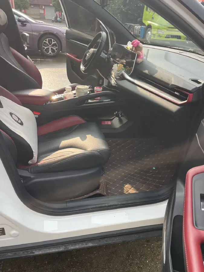 2023 Geely Coolray 1.5T 181HP L4 7DCT,autocango,china used car exporter,china ev exporter,chinese used car exporter,chinese used ev exporter