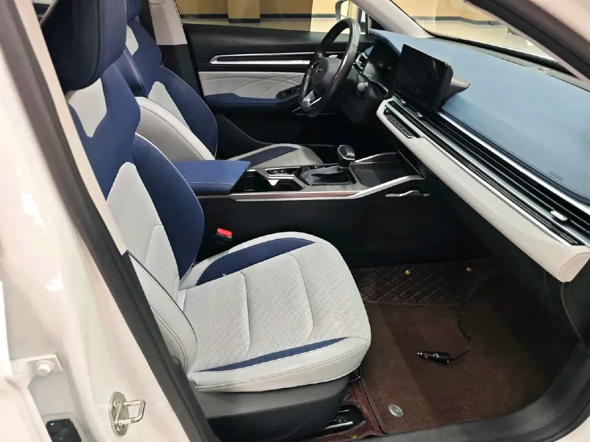 2022 Geely Emgrand 1.5L 114HP L4 CVT,autocango,china used car exporter,china ev exporter,chinese used car exporter,chinese used ev exporter