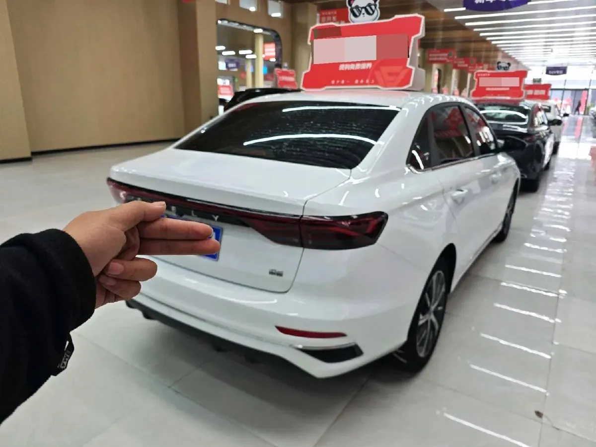 2022 Geely Emgrand 1.5L 114HP L4 CVT,autocango,china used car exporter,china ev exporter,chinese used car exporter,chinese used ev exporter