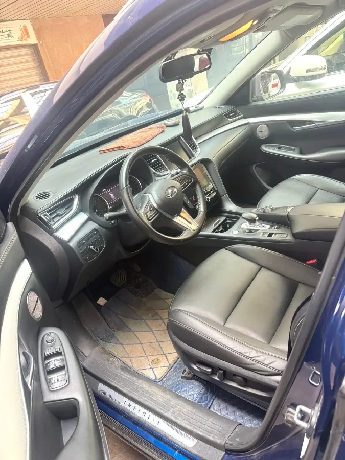 2020 Infiniti QX50 2.0T 245HP L4 CVT,autocango,china used car exporter,china ev exporter,chinese used car exporter,chinese used ev exporter