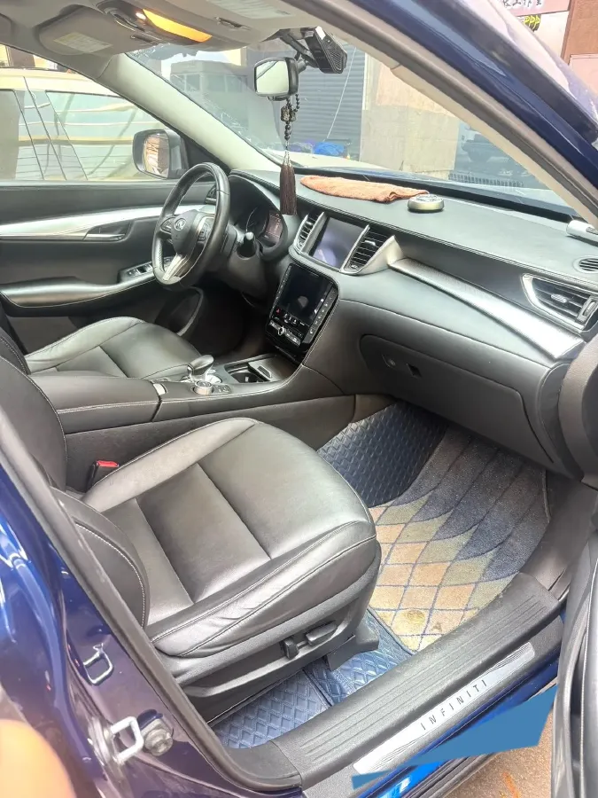 2020 Infiniti QX50 2.0T 245HP L4 CVT,autocango,china used car exporter,china ev exporter,chinese used car exporter,chinese used ev exporter