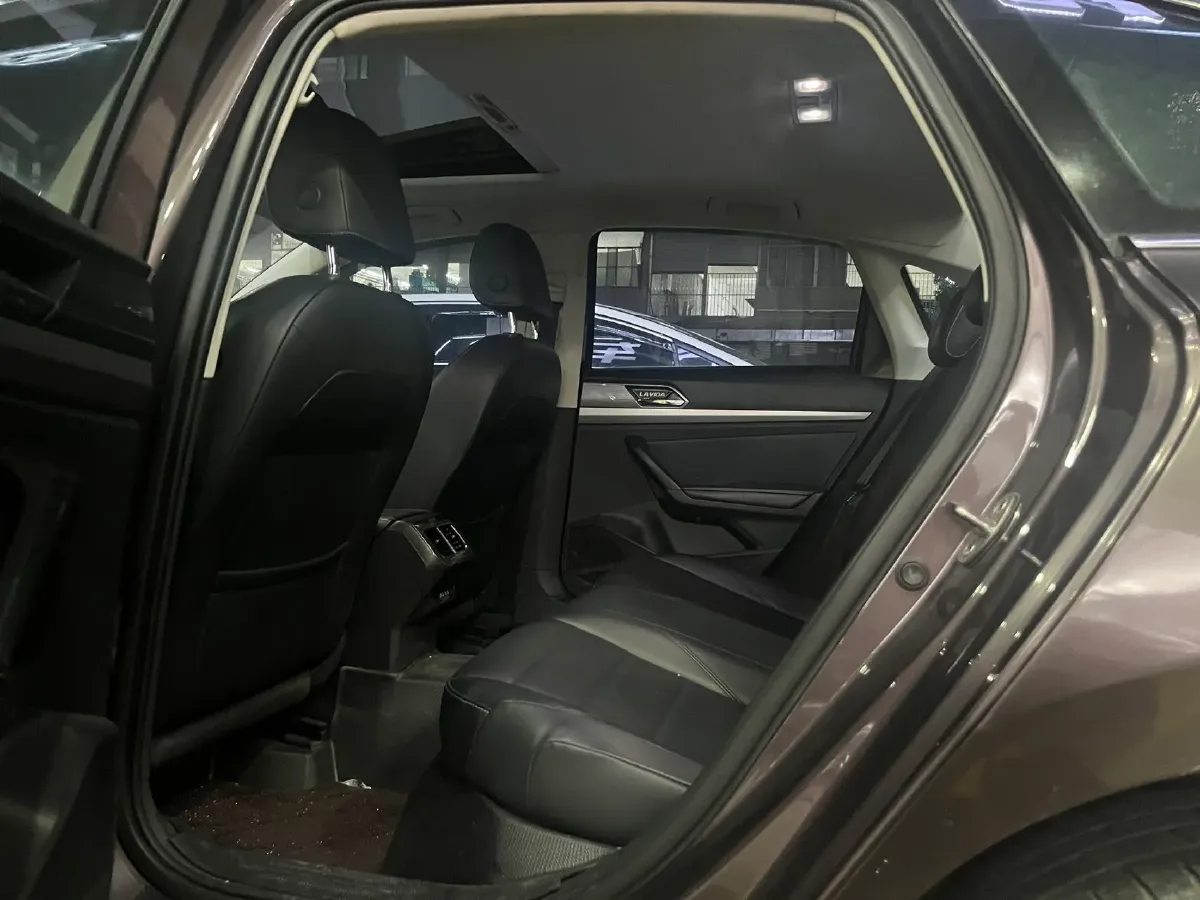 2018 Volkswagen Lavida 1.5L 112HP L4 6AT,autocango,china used car exporter,china ev exporter,chinese used car exporter,chinese used ev exporter