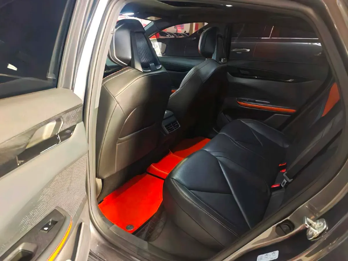 2023 ChangAn UNI-V iDD 1.5T 170HP L4 6TCT PHEV 18.4KWH,autocango,china used car exporter,china ev exporter,chinese used car exporter,chinese used ev exporter