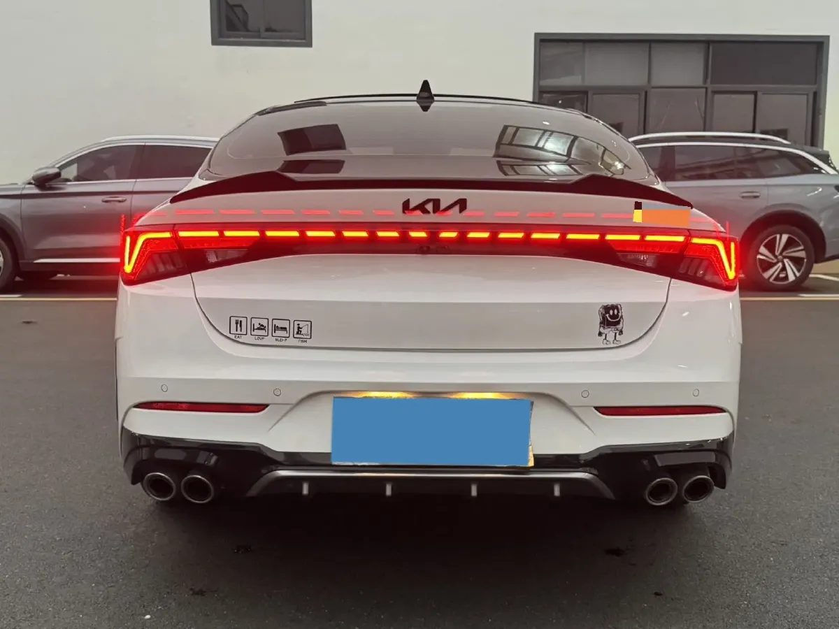 2021 Kia K5 2.0T 240HP L4 8AT,autocango,china used car exporter,china ev exporter,chinese used car exporter,chinese used ev exporter