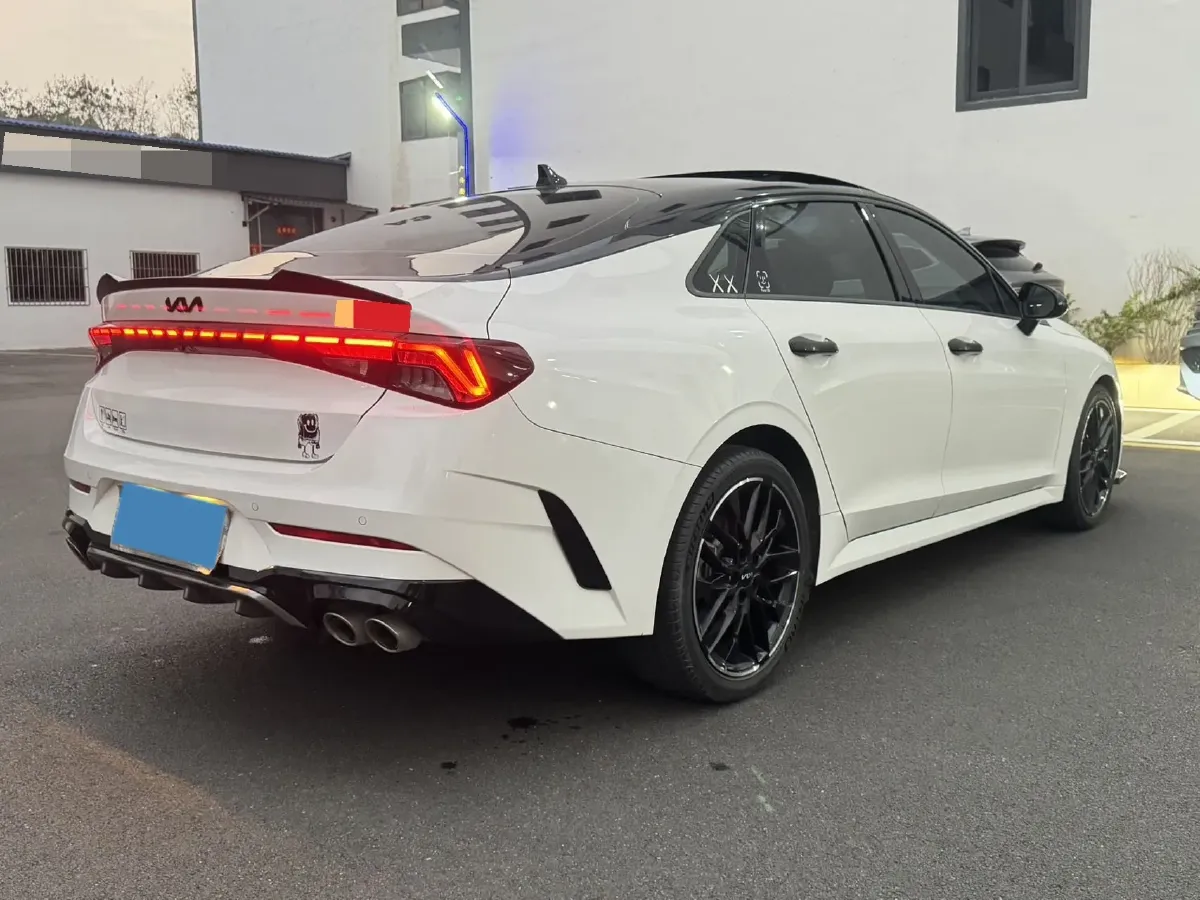 2021 Kia K5 2.0T 240HP L4 8AT,autocango,china used car exporter,china ev exporter,chinese used car exporter,chinese used ev exporter