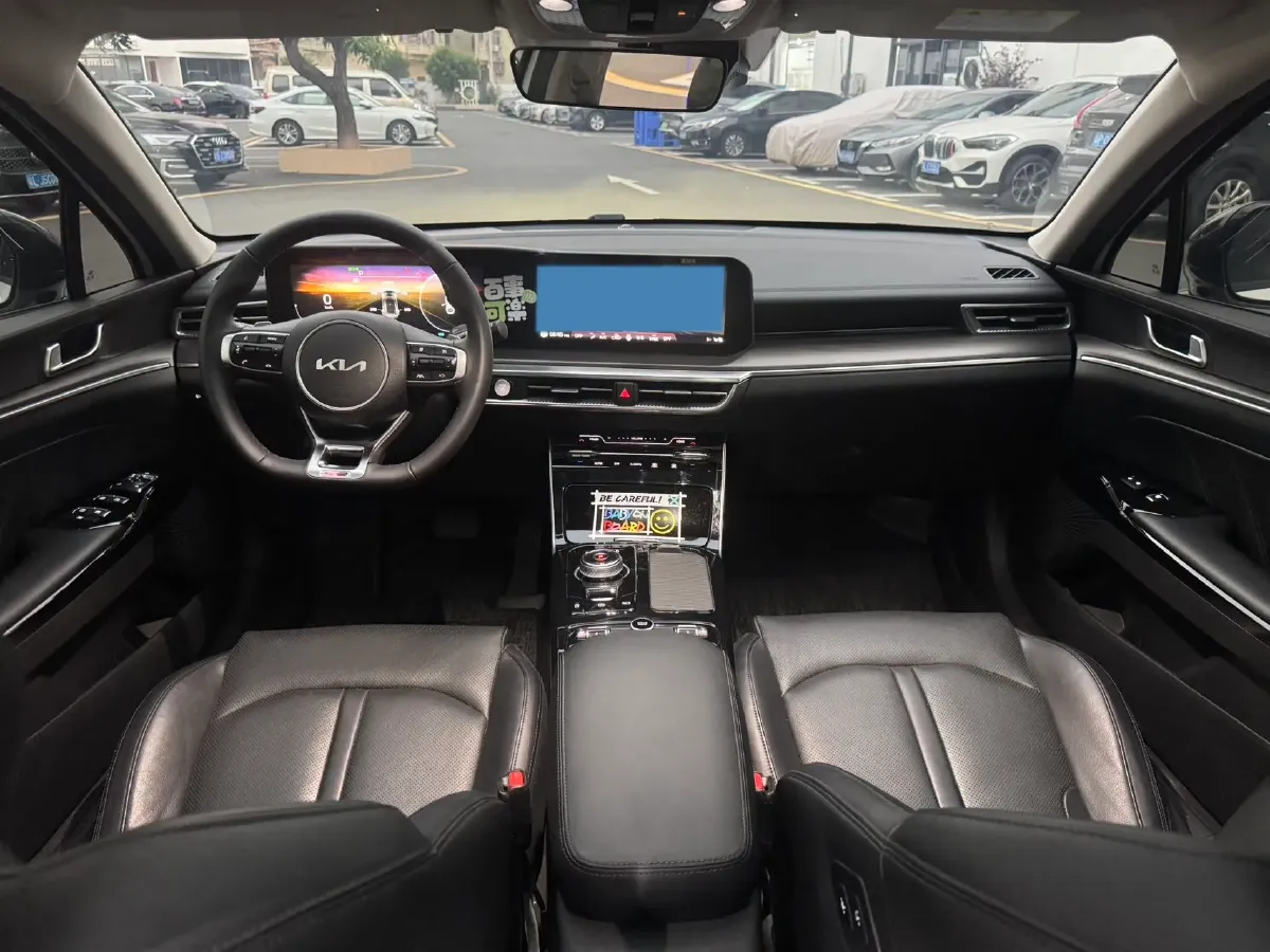 2021 Kia K5 2.0T 240HP L4 8AT,autocango,china used car exporter,china ev exporter,chinese used car exporter,chinese used ev exporter