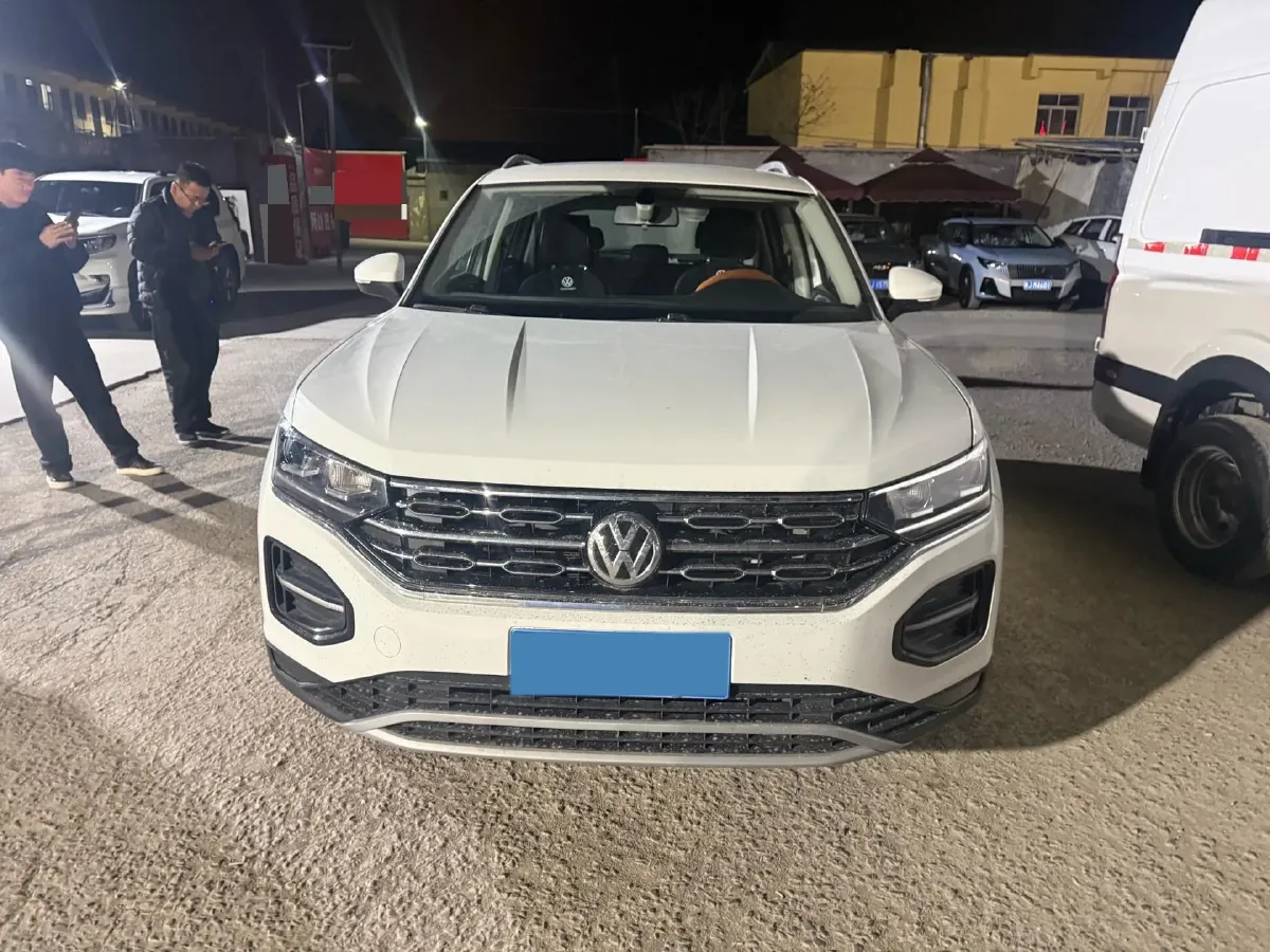 2019 MINI CLUBMAN 1.5T 102HP L3 6AT,autocango,china used car exporter,china ev exporter,chinese used car exporter,chinese used ev exporter