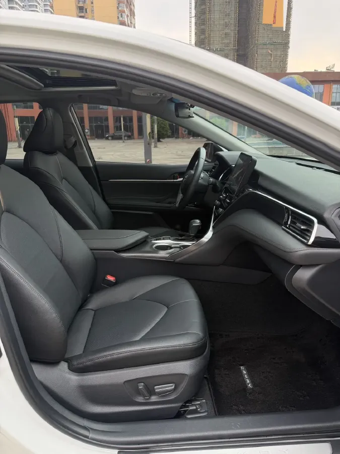 2021 Toyota Camry 2.0L 178HP L4 CVT,autocango,china used car exporter,china ev exporter,chinese used car exporter,chinese used ev exporter