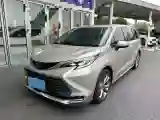 2023 Toyota Sienna 2.5L 189HP L4 E-CVT Hybrid