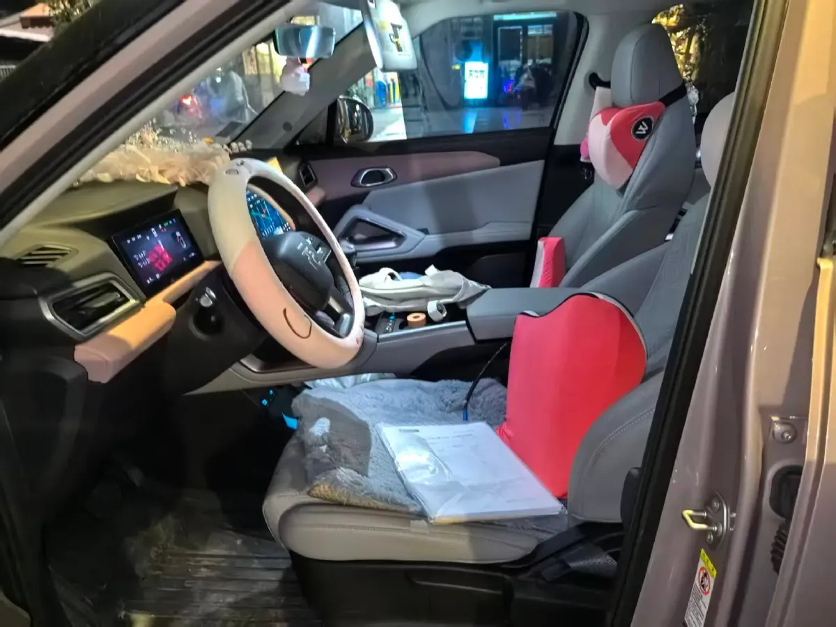 2024 BYD YuanUP BEV 45.12KWH,autocango,china used car exporter,china ev exporter,chinese used car exporter,chinese used ev exporter