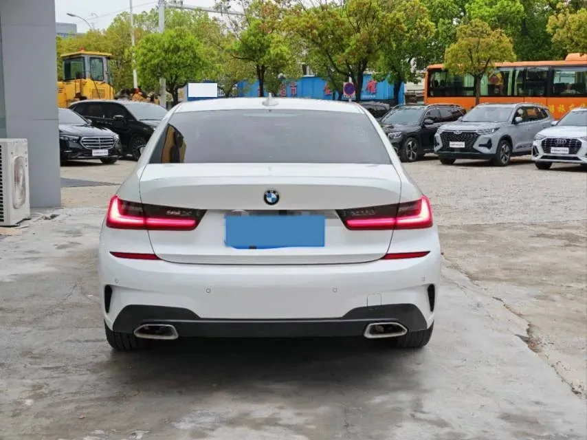 2021 BMW 3 Series 2.0T 156HP L4 8AT,autocango,china used car exporter,china ev exporter,chinese used car exporter,chinese used ev exporter