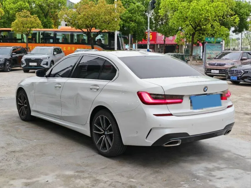 2021 BMW 3 Series 2.0T 156HP L4 8AT,autocango,china used car exporter,china ev exporter,chinese used car exporter,chinese used ev exporter