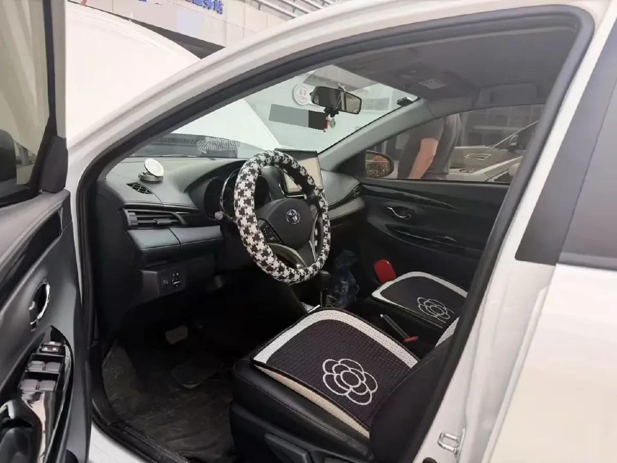 2022 Toyota Yaris L 1.5L 112HP L4 CVT,autocango,china used car exporter,china ev exporter,chinese used car exporter,chinese used ev exporter