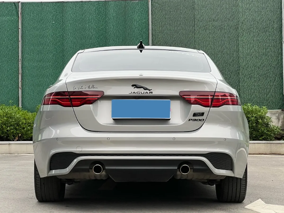 2025 Jaguar XEL 2.0T 250HP L4 8AT,autocango,china used car exporter,china ev exporter,chinese used car exporter,chinese used ev exporter