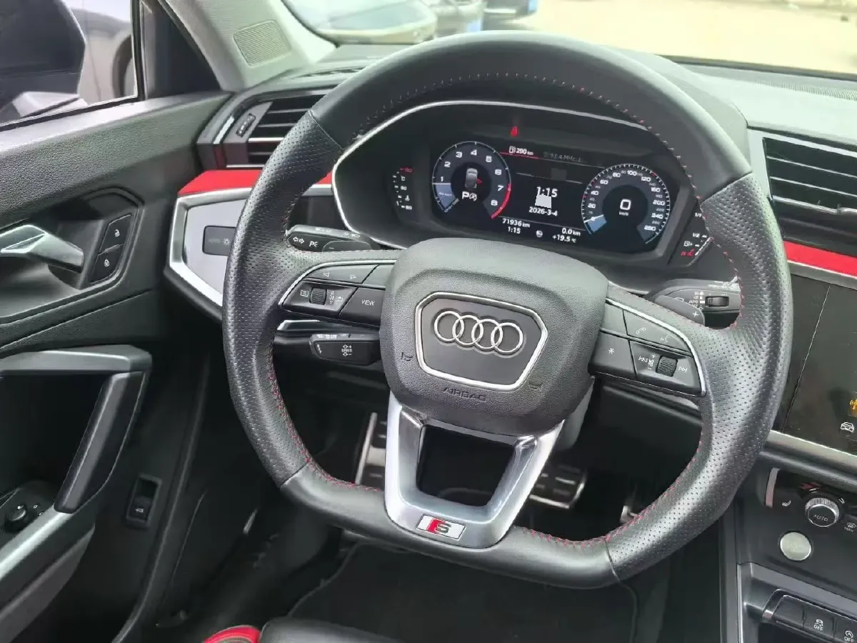 2020 Audi Q3 Sportback 2.0T 220HP L4 7DCT,autocango,china used car exporter,china ev exporter,chinese used car exporter,chinese used ev exporter