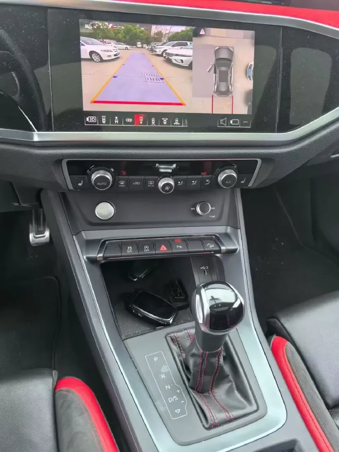 2020 Audi Q3 Sportback 2.0T 220HP L4 7DCT,autocango,china used car exporter,china ev exporter,chinese used car exporter,chinese used ev exporter