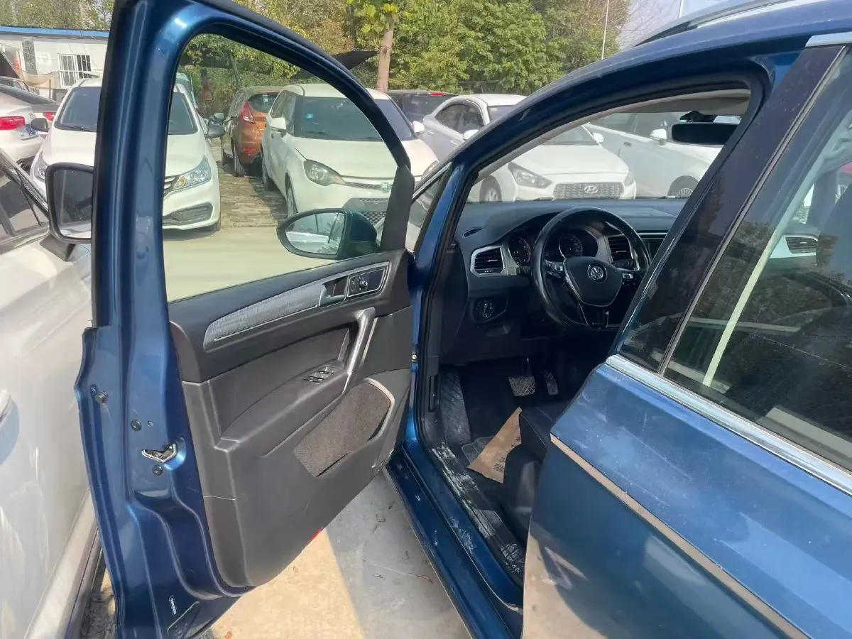 2019 Volkswagen Passat 1.4T 150HP L4 7DCT,autocango,china used car exporter,china ev exporter,chinese used car exporter,chinese used ev exporter