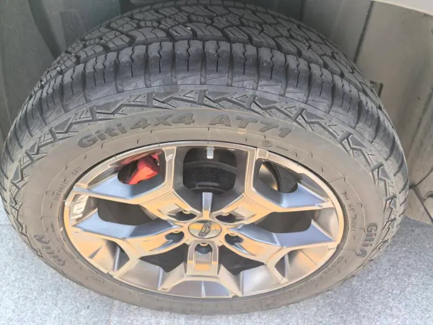 2025 Geely Cowboy 1.5T 181HP L4 7DCT,autocango,china used car exporter,china ev exporter,chinese used car exporter,chinese used ev exporter