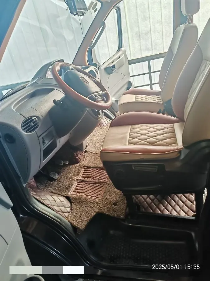 2018 MAXUS XinTu V80 2.5T 136HP L4 6MT,autocango,china used car exporter,china ev exporter,chinese used car exporter,chinese used ev exporter