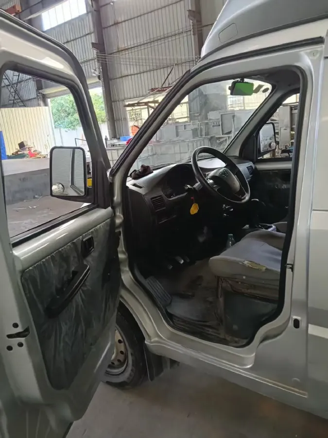 2023 WuLing RongGuang New Truck 2.0L 136HP L4 5MT,autocango,china used car exporter,china ev exporter,chinese used car exporter,chinese used ev exporter