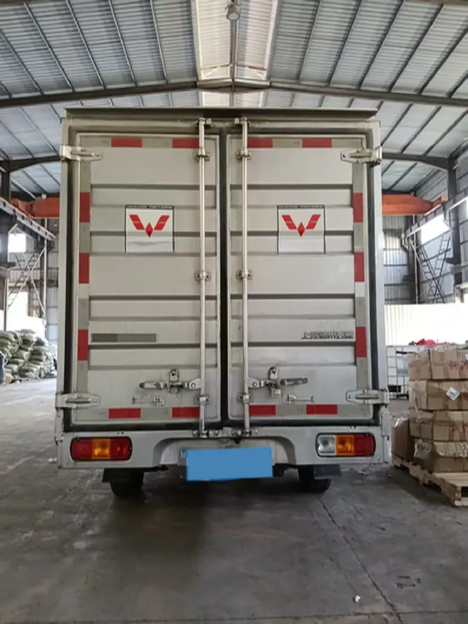 2023 WuLing RongGuang New Truck 2.0L 136HP L4 5MT,autocango,china used car exporter,china ev exporter,chinese used car exporter,chinese used ev exporter