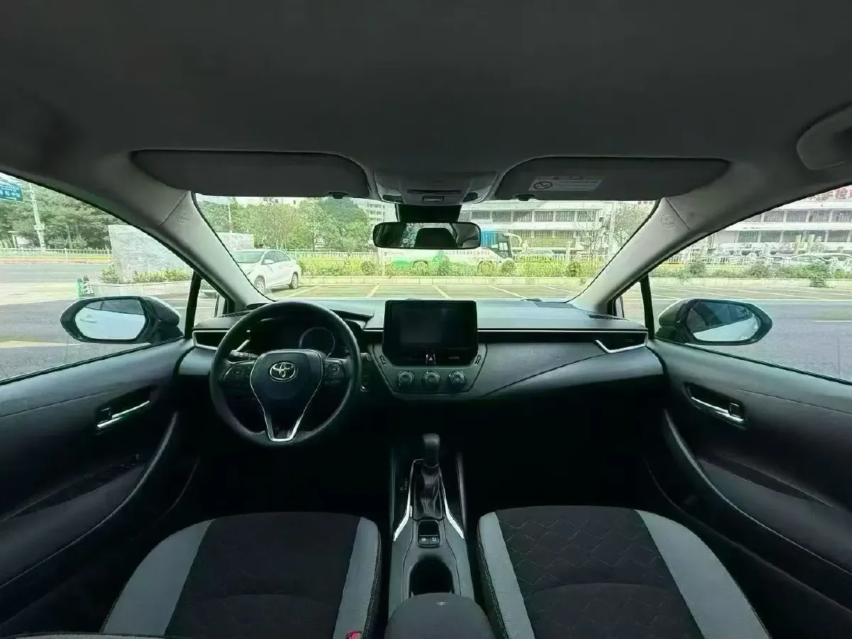 2022 Toyota Corolla 1.2T 116HP L4 CVT,autocango,china used car exporter,china ev exporter,chinese used car exporter,chinese used ev exporter