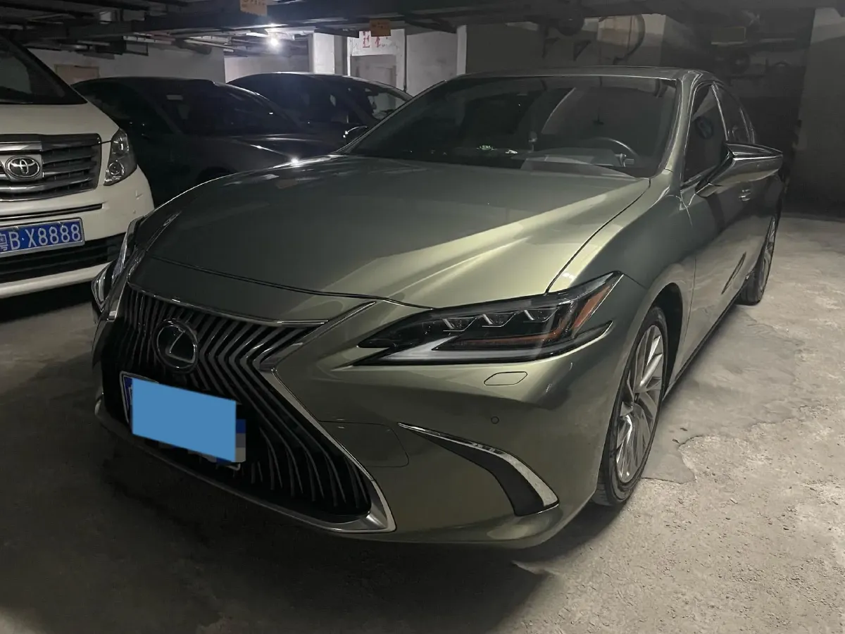 2018 Lexus ES 2.5L 178HP L4 E-CVT Hybrid,autocango,china used car exporter,china ev exporter,chinese used car exporter,chinese used ev exporter