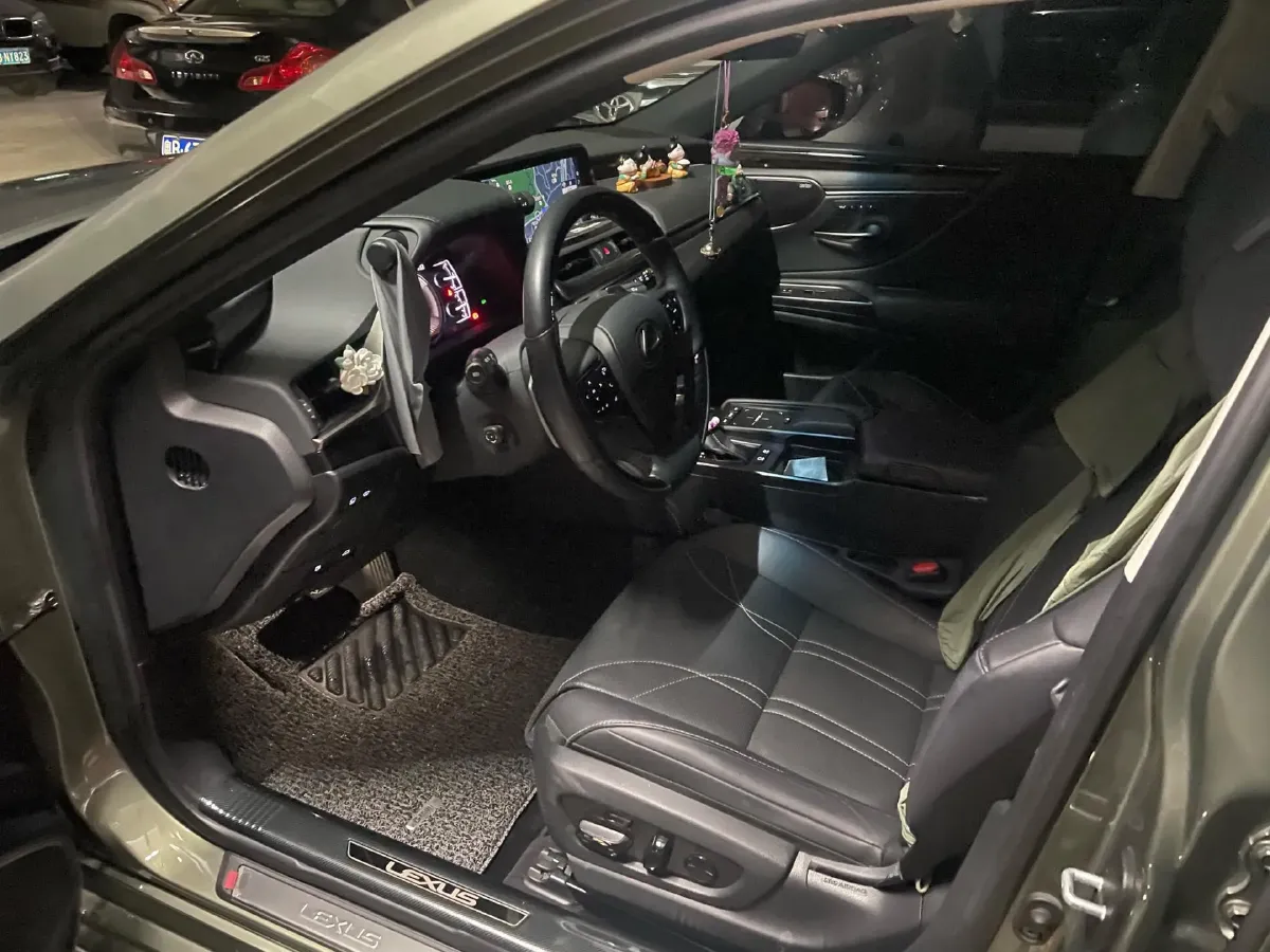 2018 Lexus ES 2.5L 178HP L4 E-CVT Hybrid,autocango,china used car exporter,china ev exporter,chinese used car exporter,chinese used ev exporter