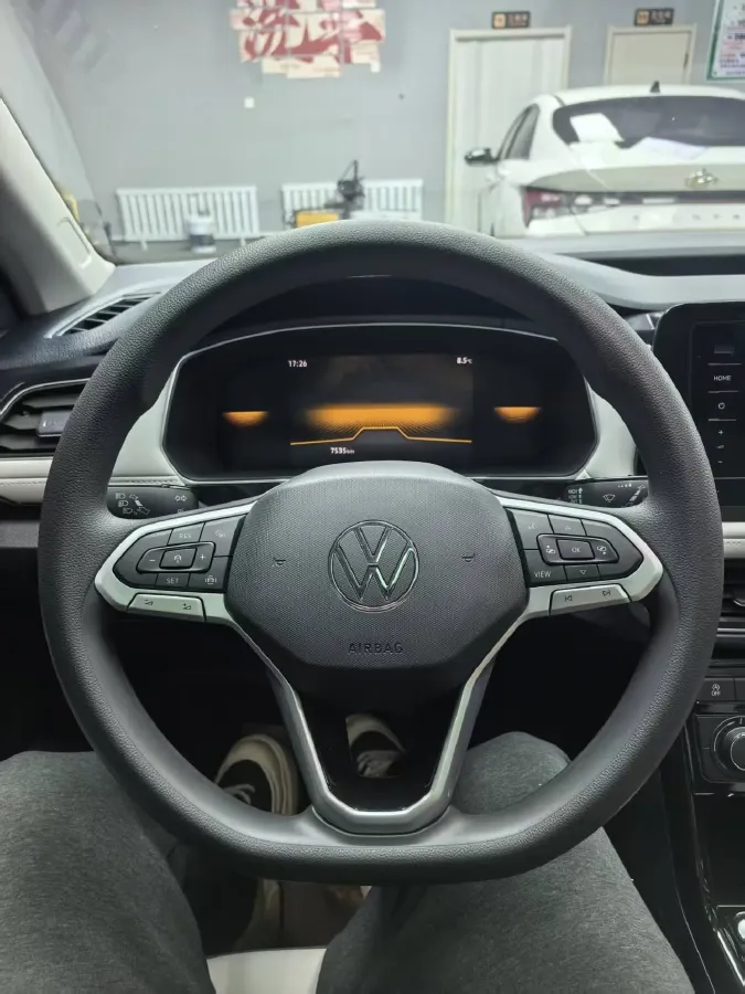 2025 Volkswagen Tharu 1.5L 110HP L4 6AT,autocango,china used car exporter,china ev exporter,chinese used car exporter,chinese used ev exporter