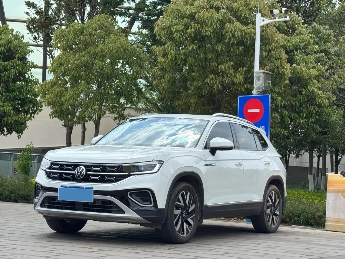 2025 Volkswagen Tayron 1.5T 160HP L4 7DCT,autocango,china used car exporter,china ev exporter,chinese used car exporter,chinese used ev exporter