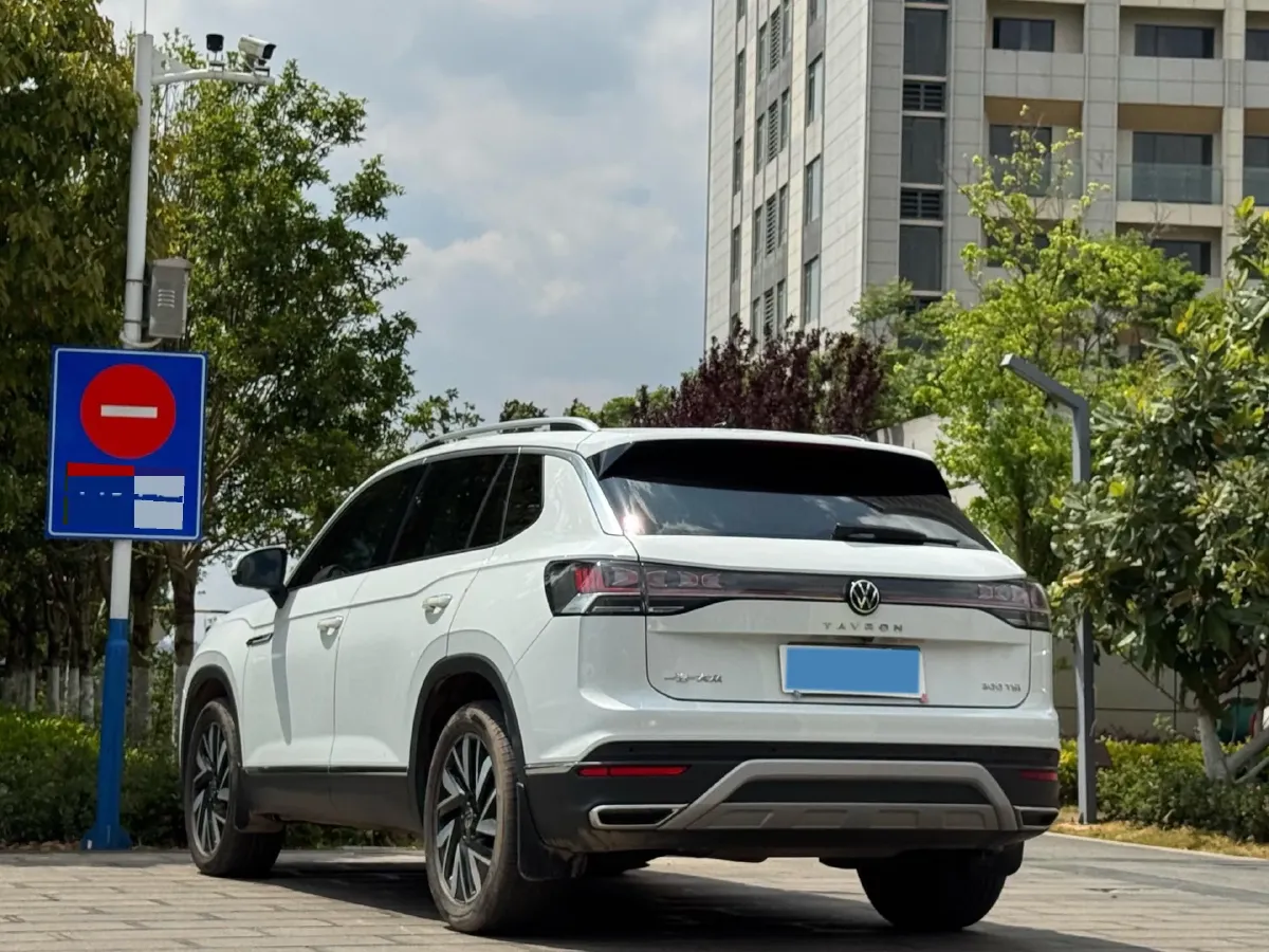2025 Volkswagen Tayron 1.5T 160HP L4 7DCT,autocango,china used car exporter,china ev exporter,chinese used car exporter,chinese used ev exporter