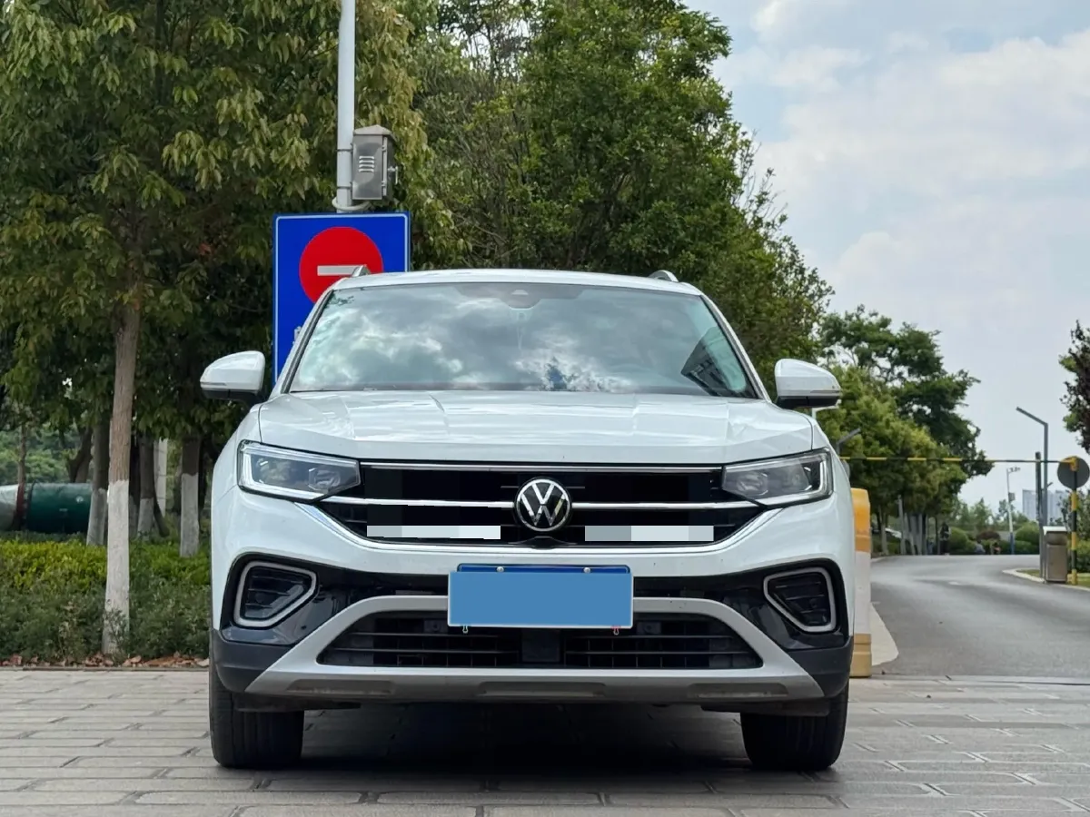 2025 Volkswagen Tayron 1.5T 160HP L4 7DCT,autocango,china used car exporter,china ev exporter,chinese used car exporter,chinese used ev exporter