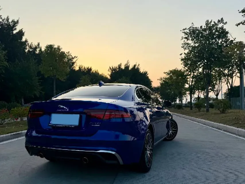 2020 Jaguar XEL 2.0T 200HP L4 8AT,autocango,china used car exporter,china ev exporter,chinese used car exporter,chinese used ev exporter