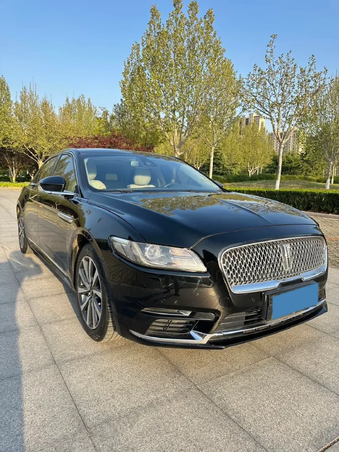 2017 Lincoln Continental 2.0T 261HP L4 6AT,autocango,china used car exporter,china ev exporter,chinese used car exporter,chinese used ev exporter