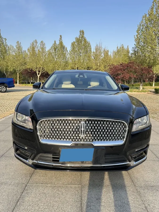 2017 Lincoln Continental 2.0T 261HP L4 6AT,autocango,china used car exporter,china ev exporter,chinese used car exporter,chinese used ev exporter