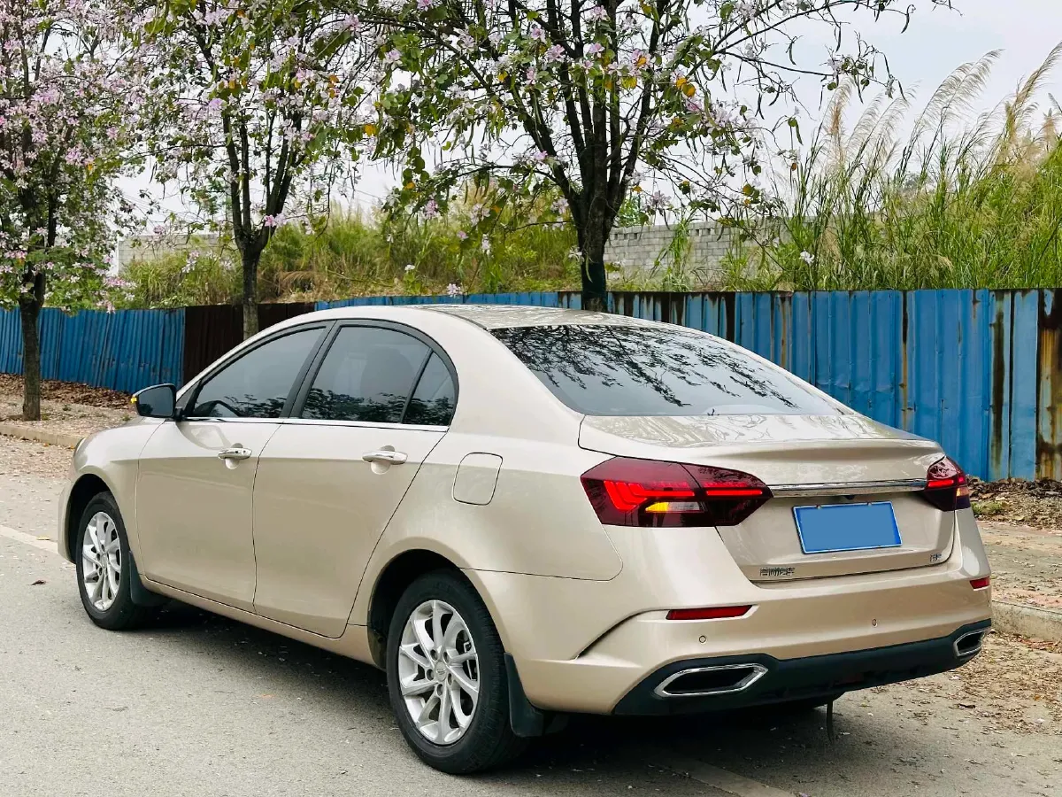 2020 Geely Emgrand 1.5L 109HP L4 5MT,autocango,china used car exporter,china ev exporter,chinese used car exporter,chinese used ev exporter