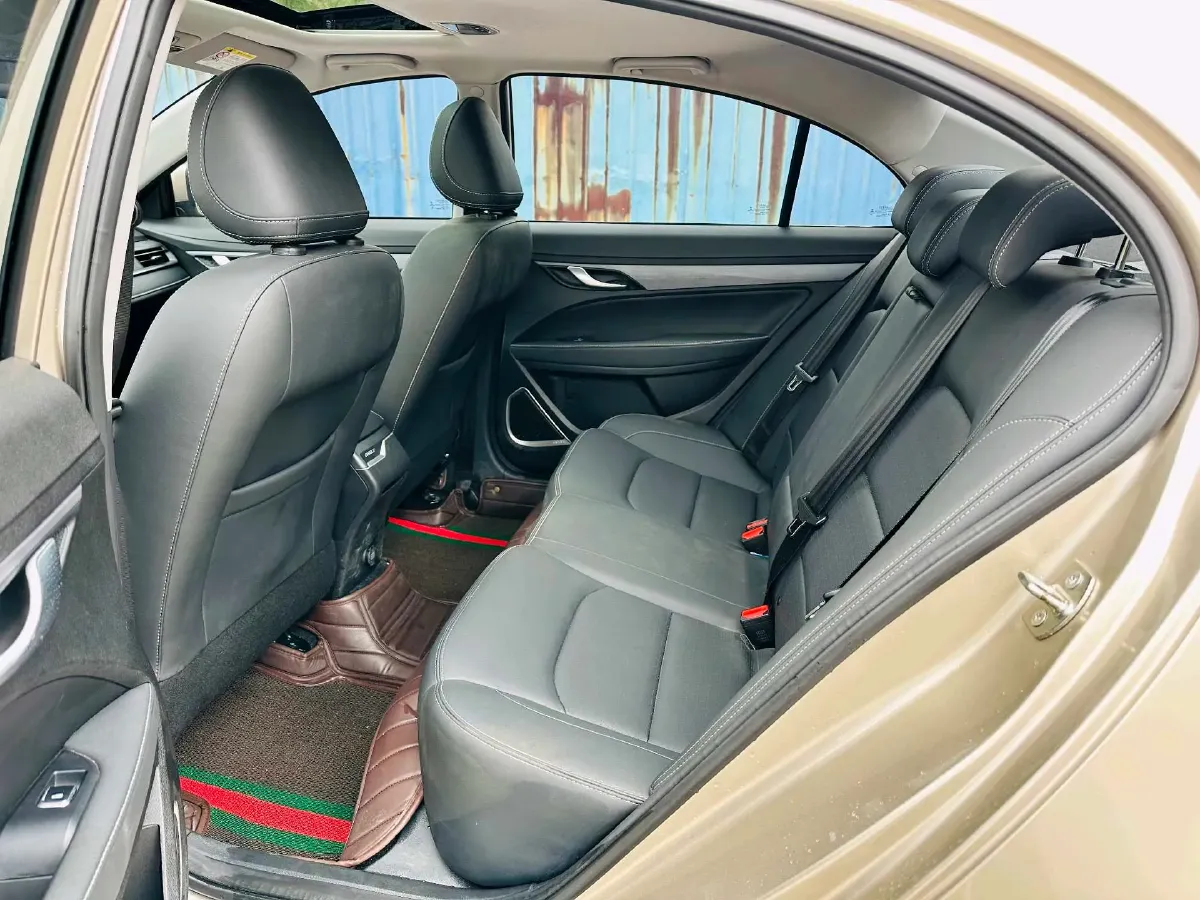 2020 Geely Emgrand 1.5L 109HP L4 5MT,autocango,china used car exporter,china ev exporter,chinese used car exporter,chinese used ev exporter