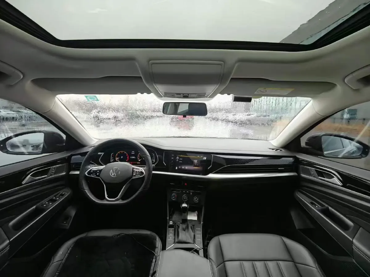 2023 Volkswagen Passat 1.4T 150HP L4 7DCT,autocango,china used car exporter,china ev exporter,chinese used car exporter,chinese used ev exporter