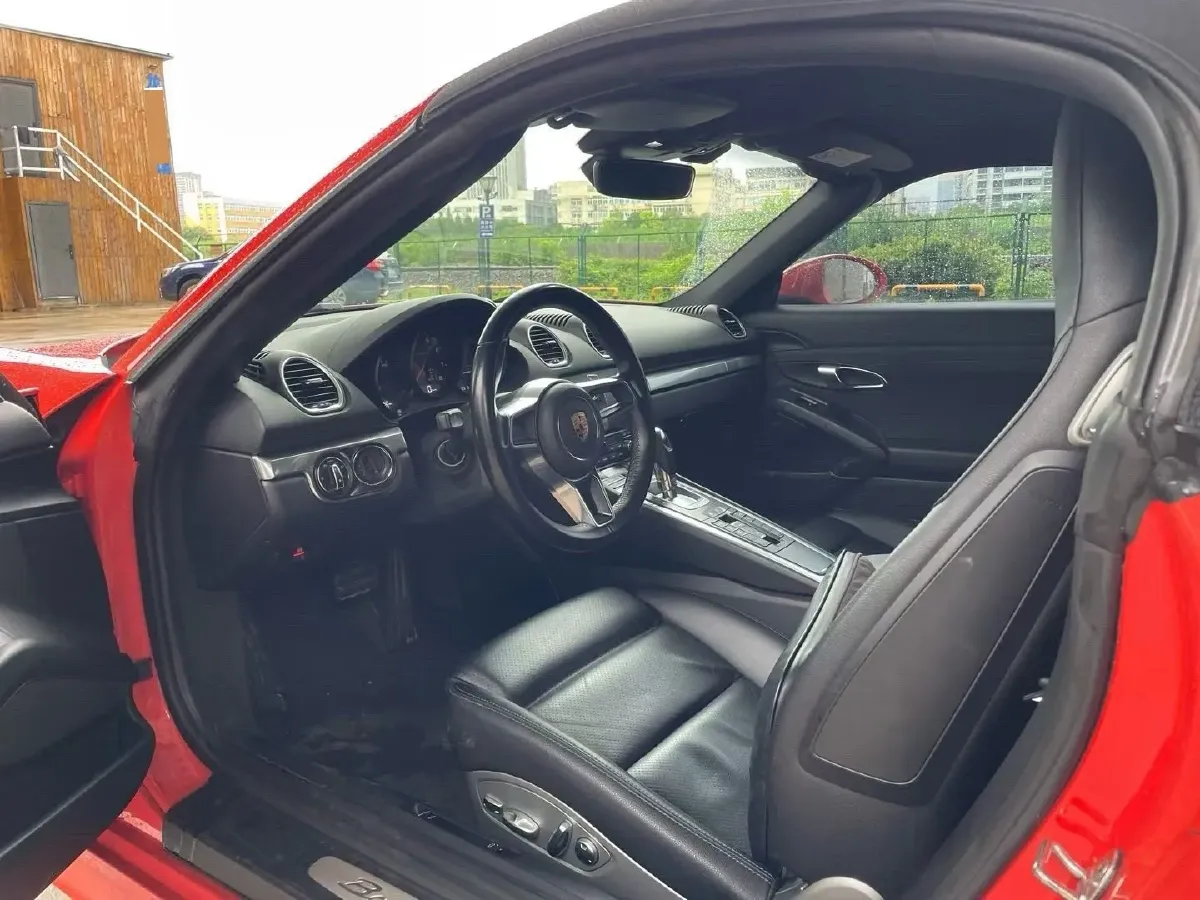 2018 Porsche 718 2.0T 250HP H4 7DCT,autocango,china used car exporter,china ev exporter,chinese used car exporter,chinese used ev exporter