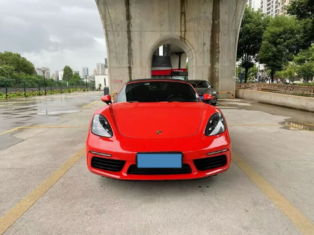 2018 Porsche 718 2.0T 250HP H4 7DCT,autocango,china used car exporter,china ev exporter,chinese used car exporter,chinese used ev exporter