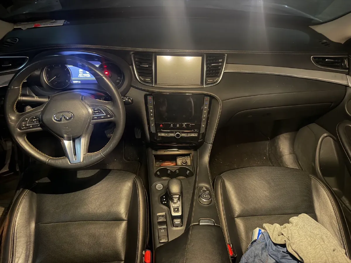 2018 Mitsubishi Pajero 3.0L 174HP V6 5AT,autocango,china used car exporter,china ev exporter,chinese used car exporter,chinese used ev exporter