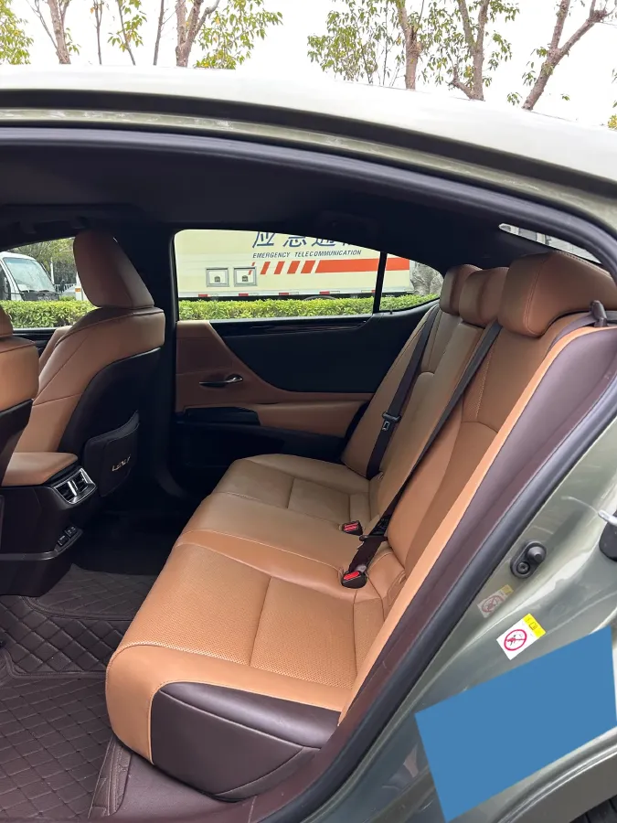 2018 Lexus ES 2.5L 178HP L4 E-CVT Hybrid,autocango,china used car exporter,china ev exporter,chinese used car exporter,chinese used ev exporter