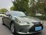 2018 Lexus ES 2.5L 178HP L4 E-CVT Hybrid