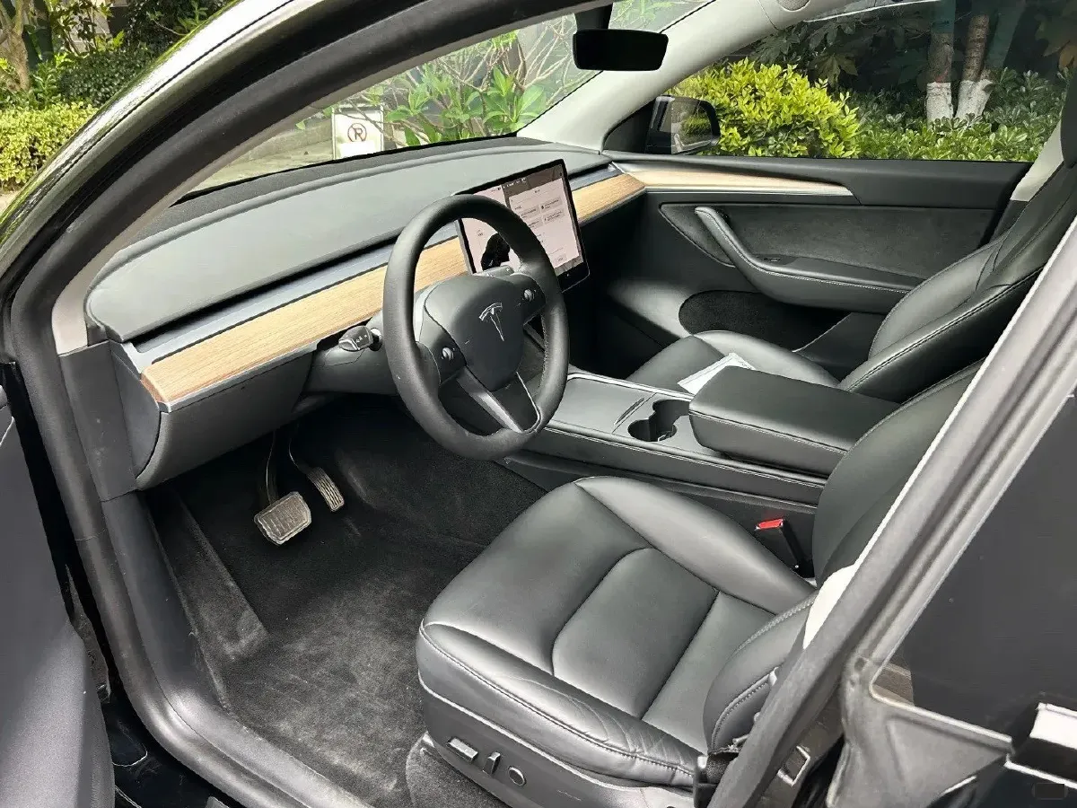 2021 Tesla Model Y BEV 60KWH,autocango,china used car exporter,china ev exporter,chinese used car exporter,chinese used ev exporter