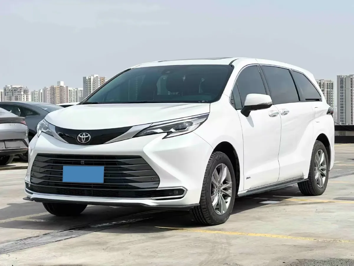 2024 Toyota Sienna 2.5L 189HP L4 E-CVT Hybrid,autocango,china used car exporter,china ev exporter,chinese used car exporter,chinese used ev exporter