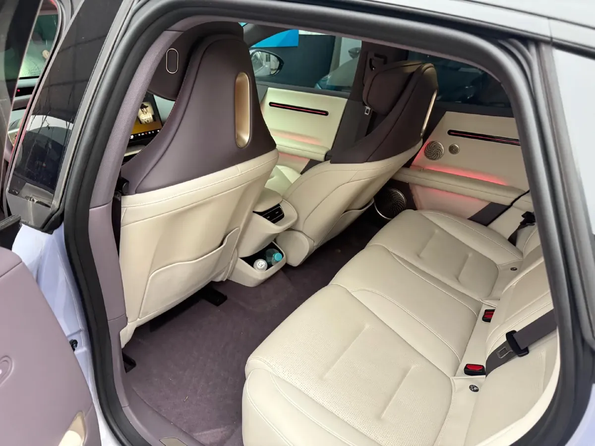 2025 Avatr 06 REEV 156HP REEV,autocango,china used car exporter,china ev exporter,chinese used car exporter,chinese used ev exporter