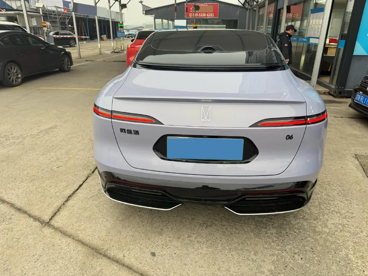2025 Avatr 06 REEV 156HP REEV,autocango,china used car exporter,china ev exporter,chinese used car exporter,chinese used ev exporter